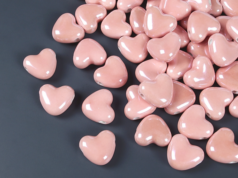 7413-р Керамическая бусина "Сердце" с горизонтальным отверстием 15*13мм, розовый