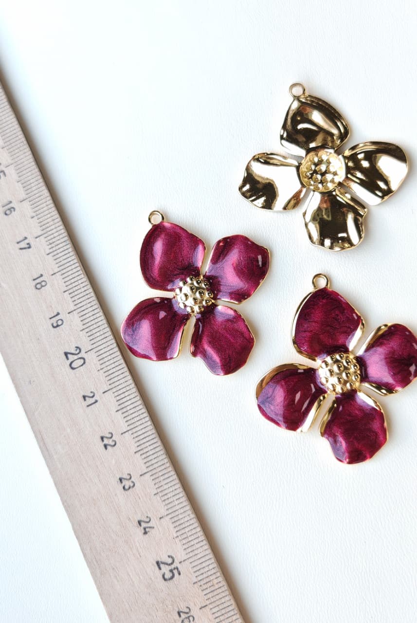 741-б Подвеска "Четырехлистник" 42*39мм, сталь с позолотой, эмаль бордовая