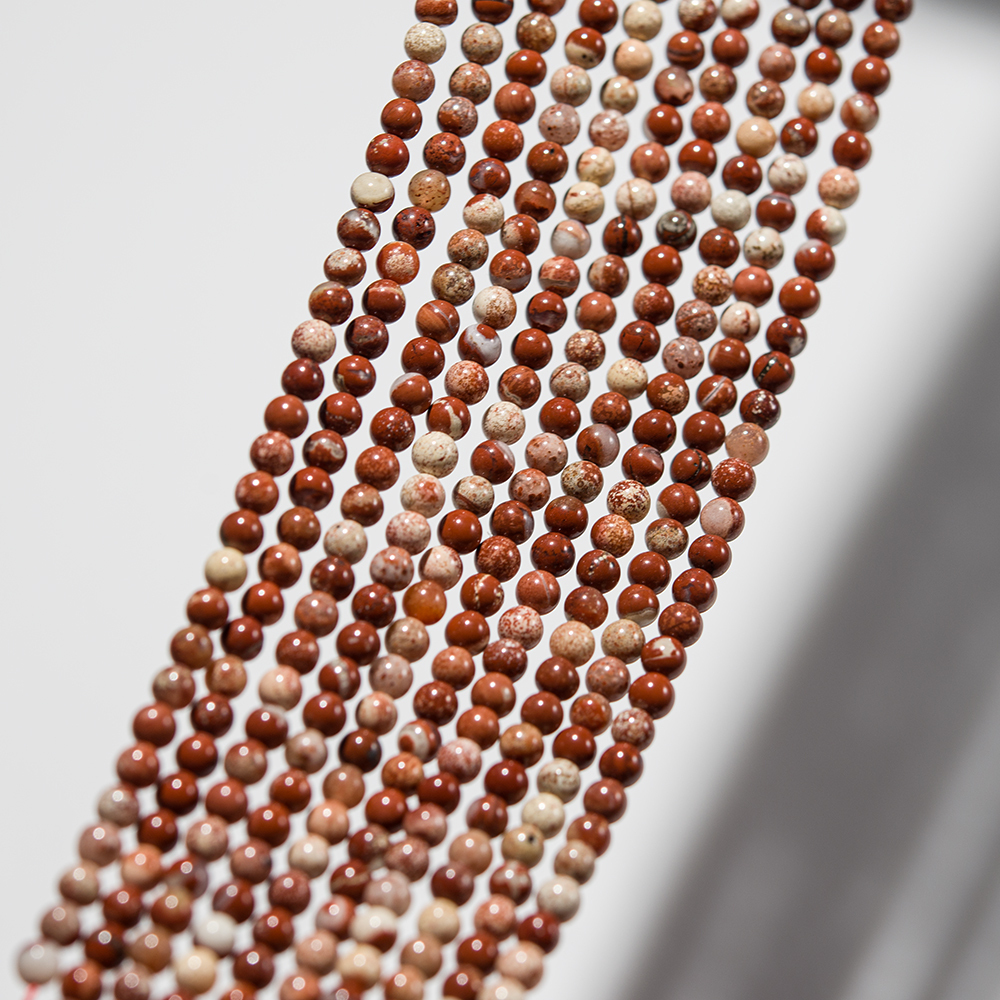 3134 Яшма красная шар гл. 3мм, 38см