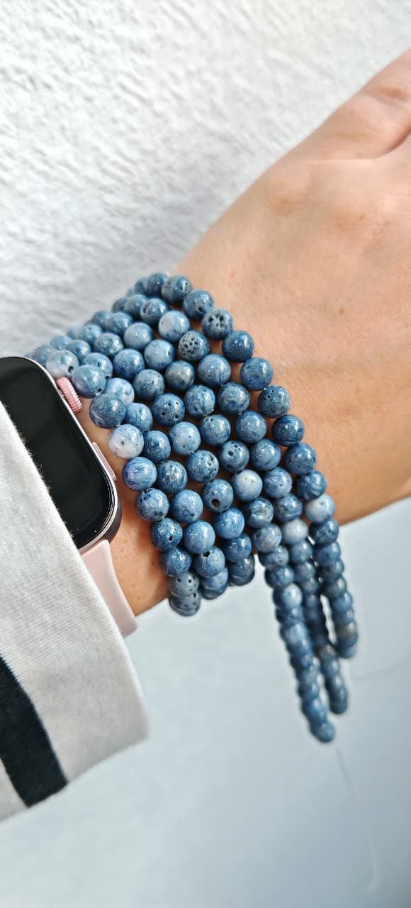 88 Коралл голубой акори шар гладкий 8мм, 19см