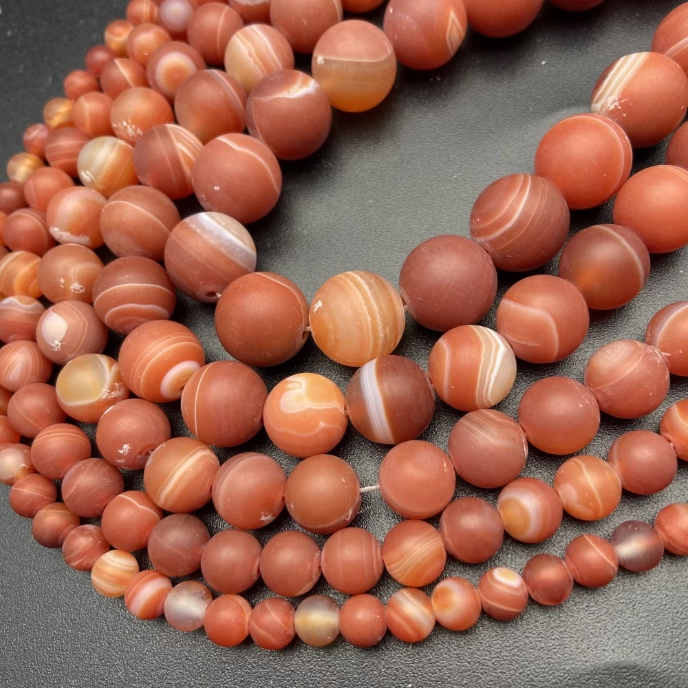 23110-8 Сердолик матовый с полосками шар 8мм, нить 38см