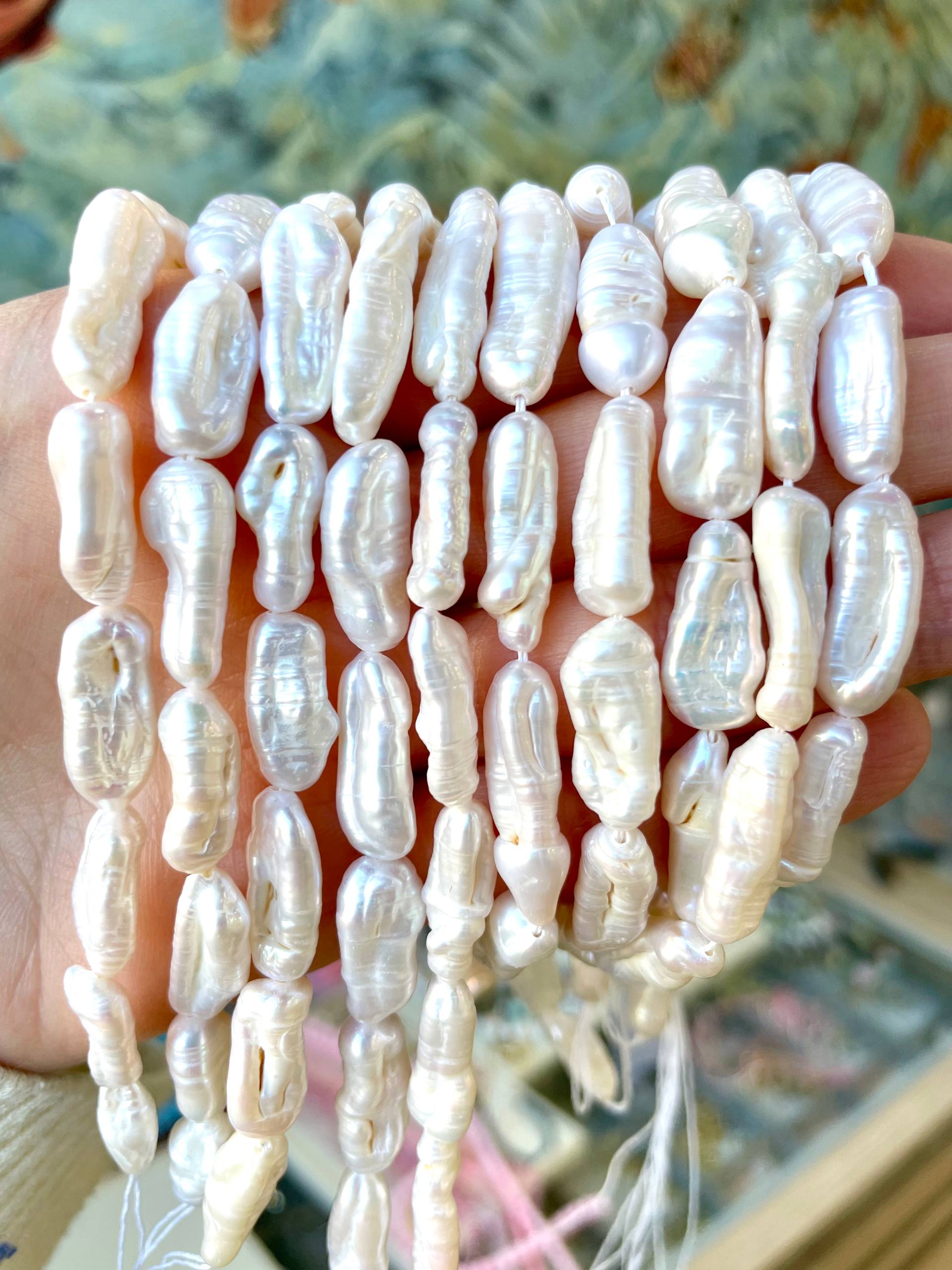 жб1520 Жемчуг "Палочка" 6*15-20мм белый, нить 40см